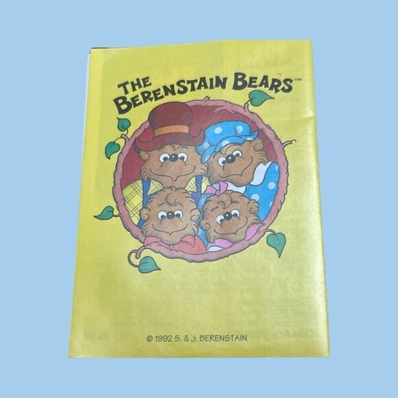 Vintage 1992 Ken Wis Inc Berenstain Bears 4 Story Trading Card Set B11 - Picture 1 of 3